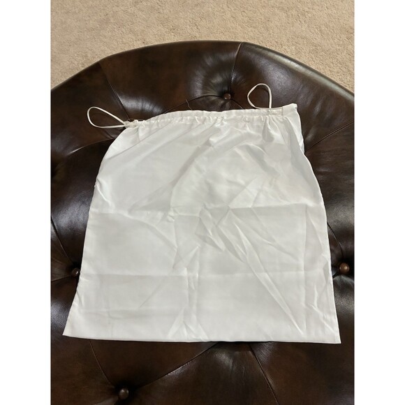 Michael Kors Dust Bag for Purse, Pocketbook, White Drawstring Dustbag 18X18" NEW - Picture 2 of 3